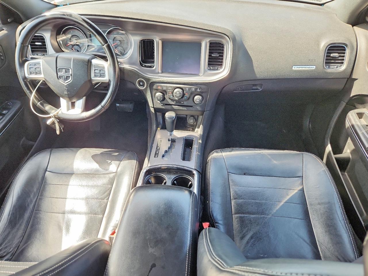 2011 DODGE CHARGER