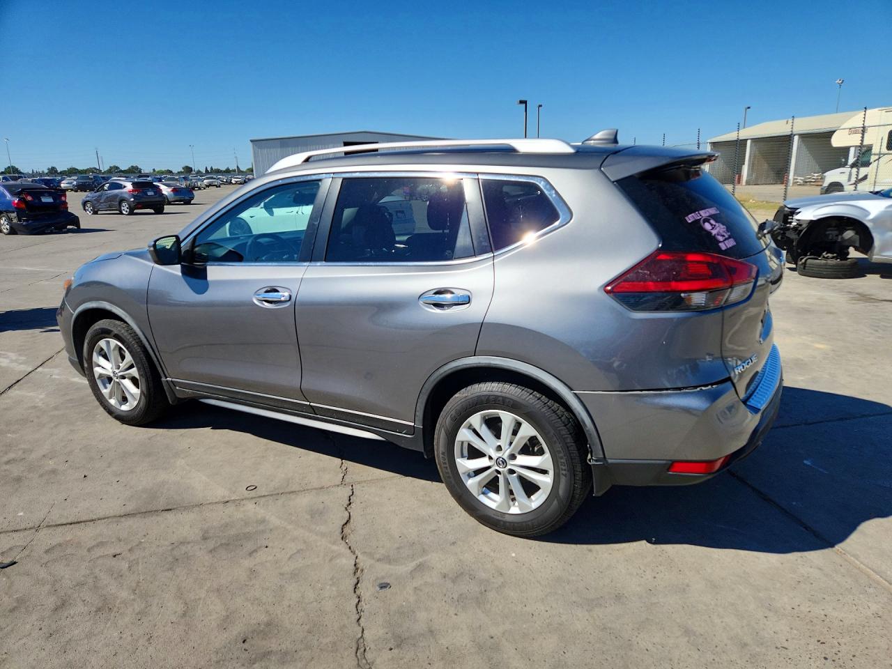 2018 NISSAN ROGUE