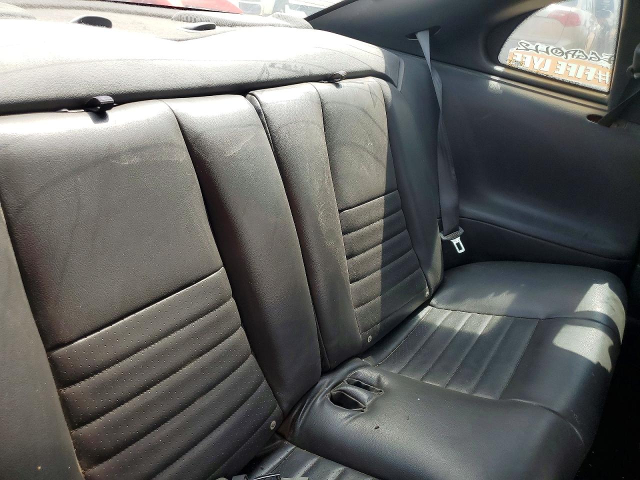 2004 FORD MUSTANG