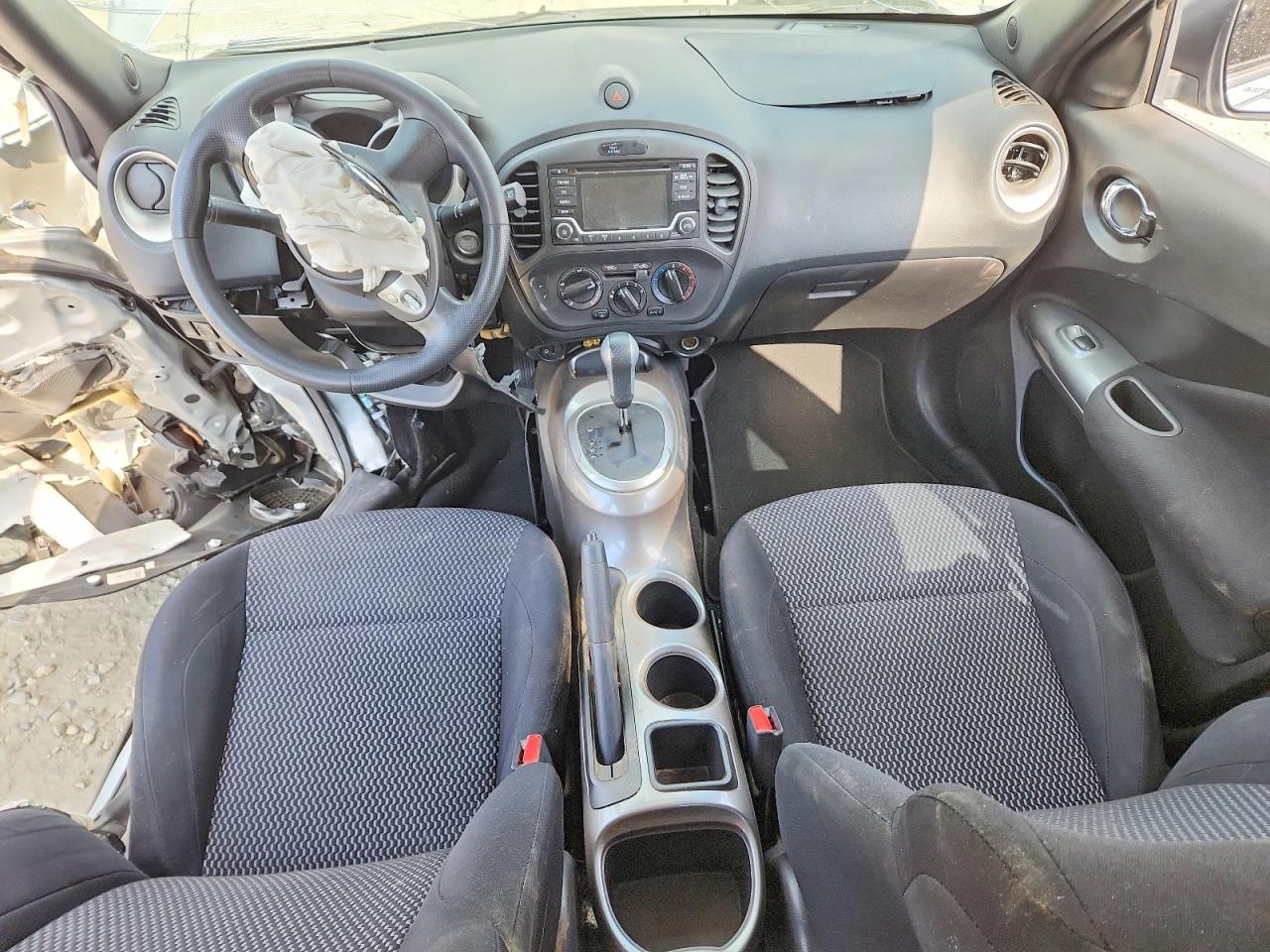 2015 NISSAN JUKE