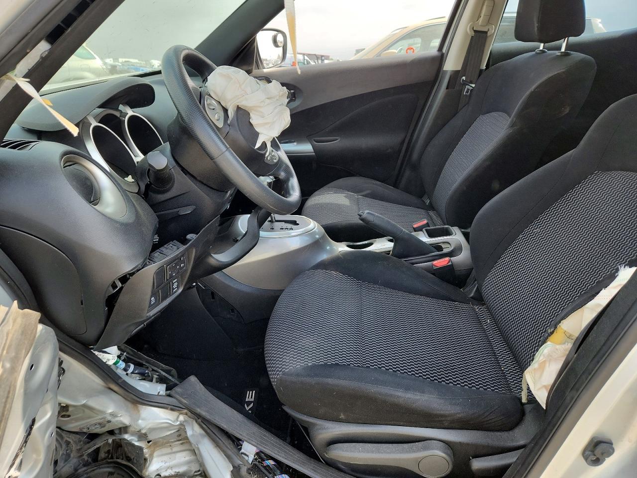 2015 NISSAN JUKE