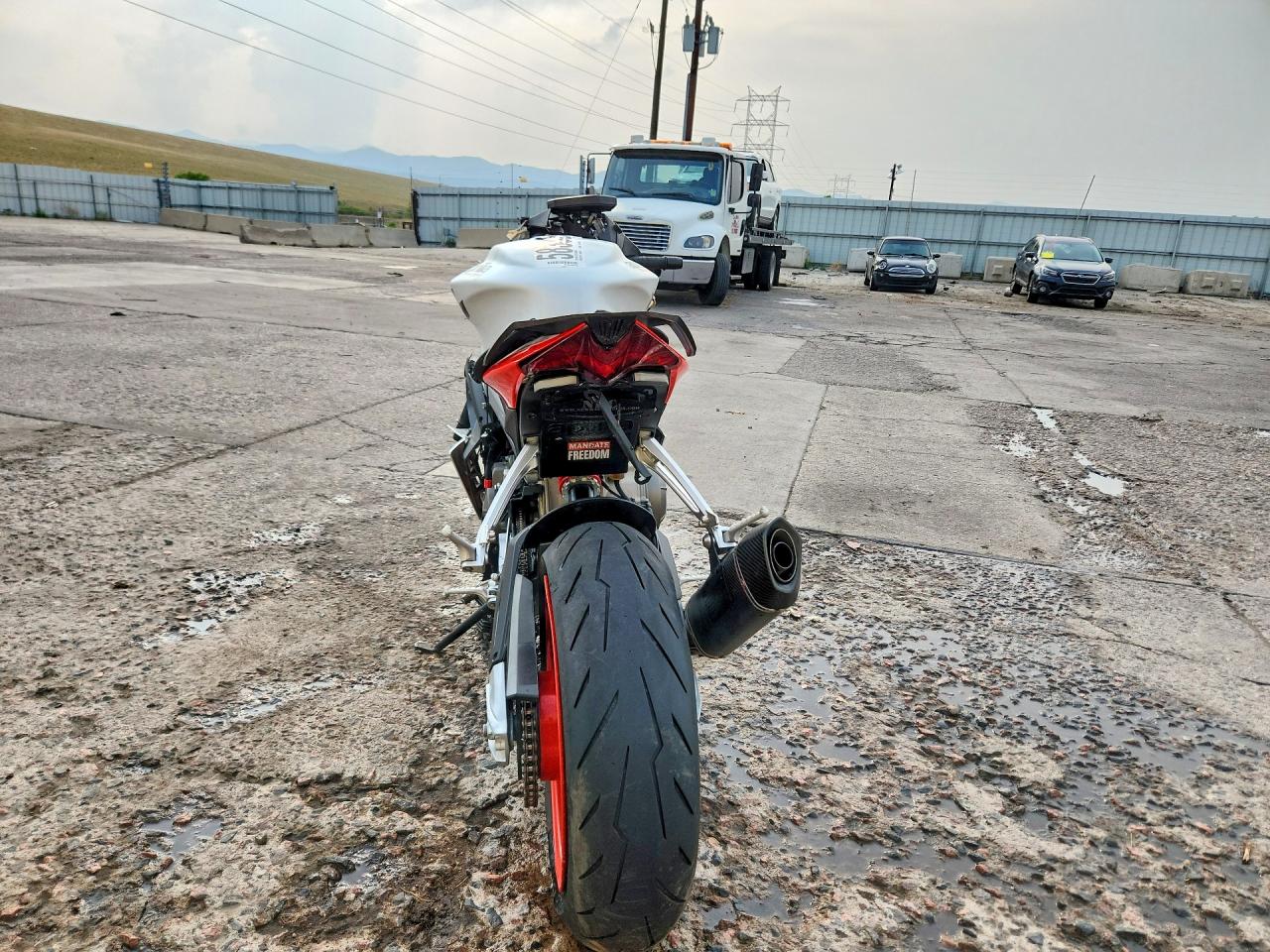 2024 APRILIA MOTORCYCLE