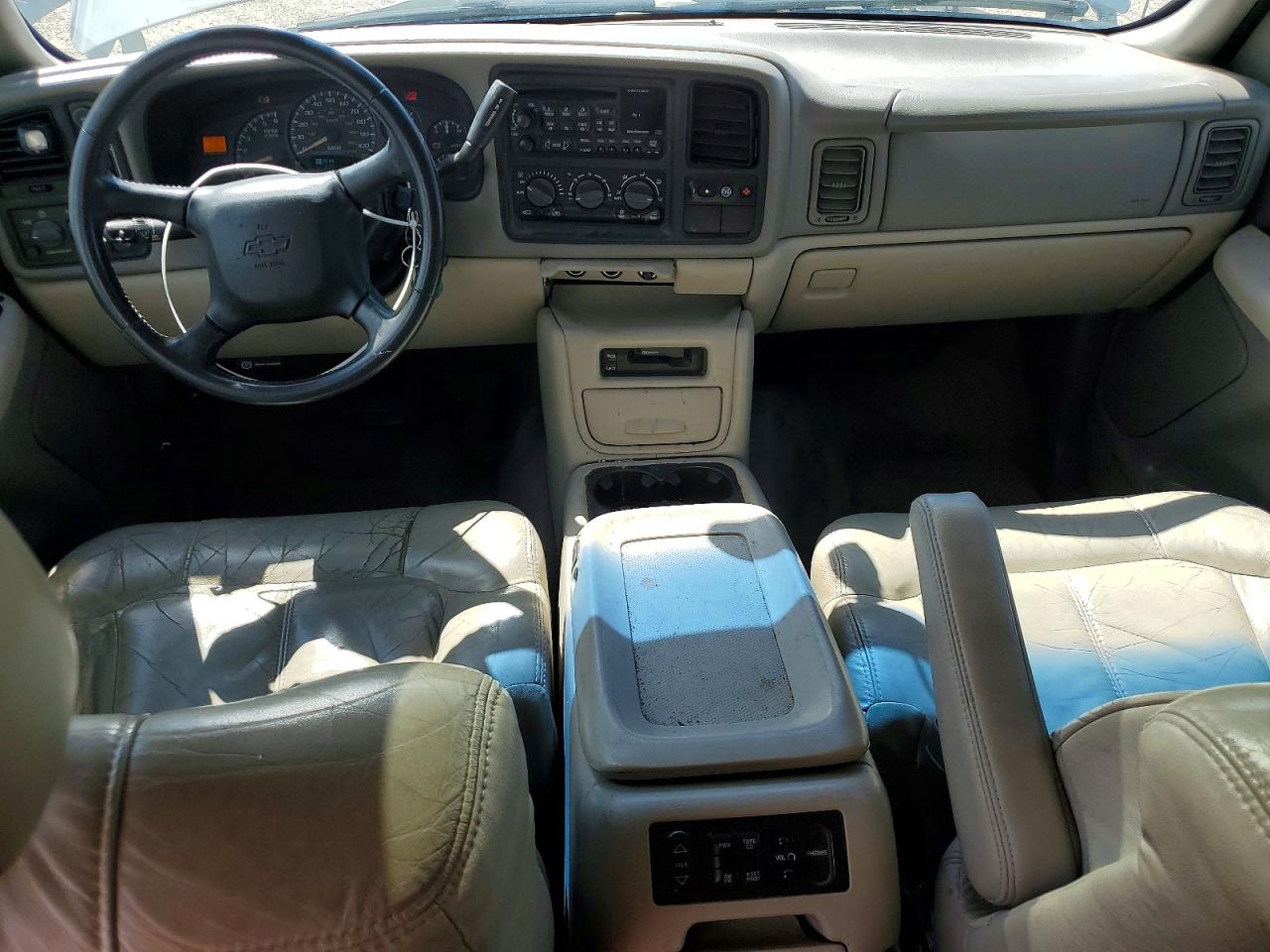2002 CHEVROLET TAHOE