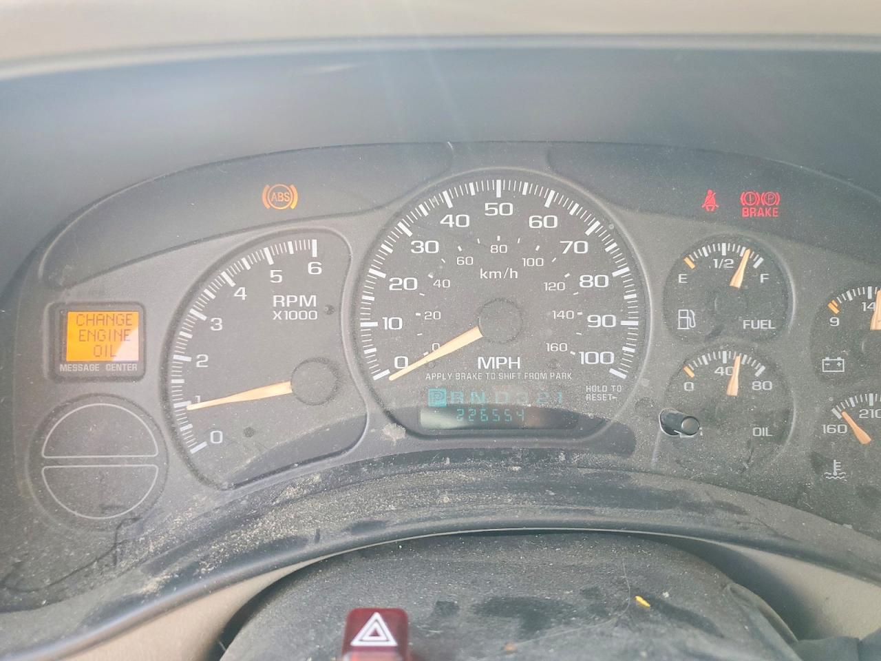 2002 CHEVROLET TAHOE