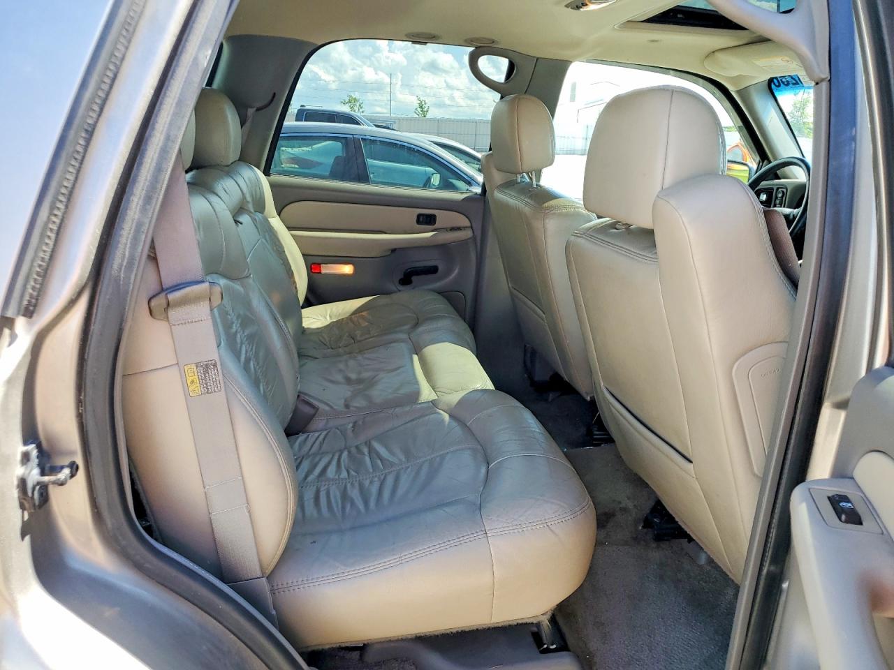 2002 CHEVROLET TAHOE