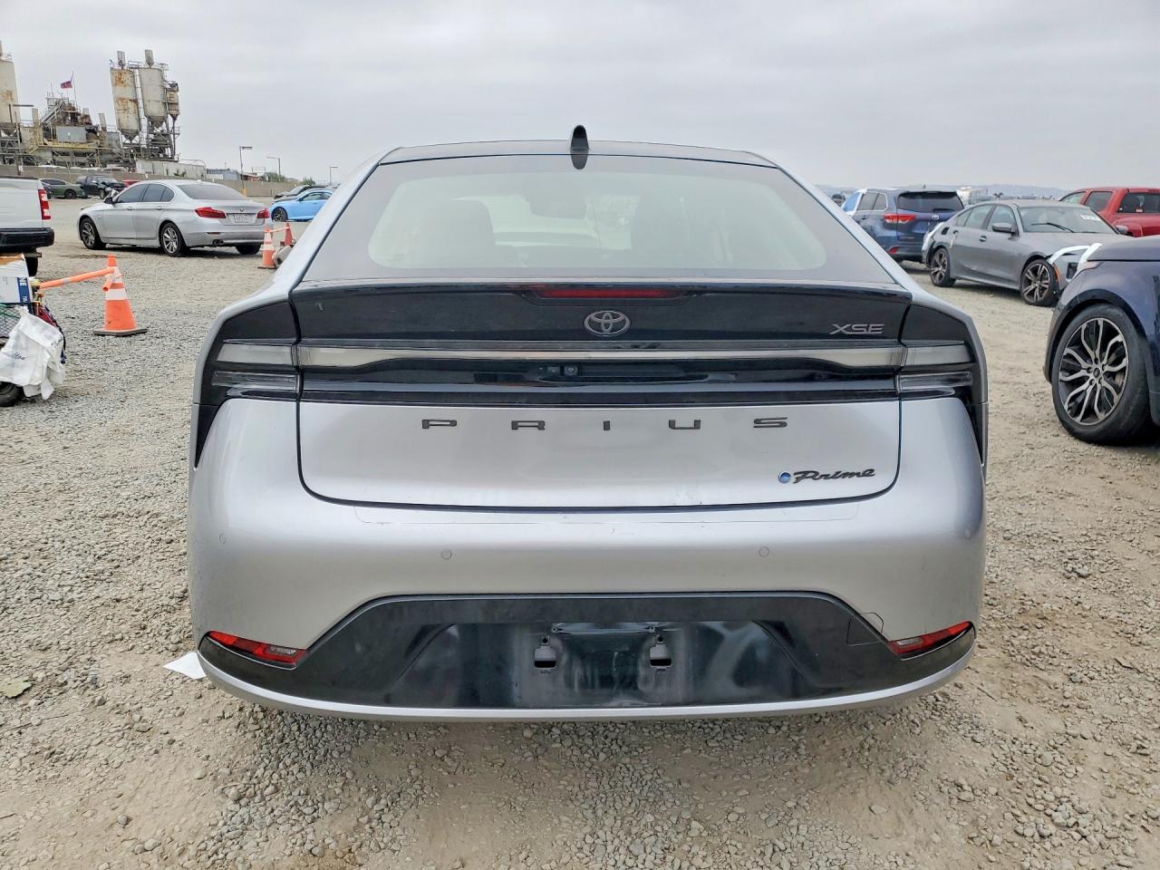 2024 TOYOTA PRIUS