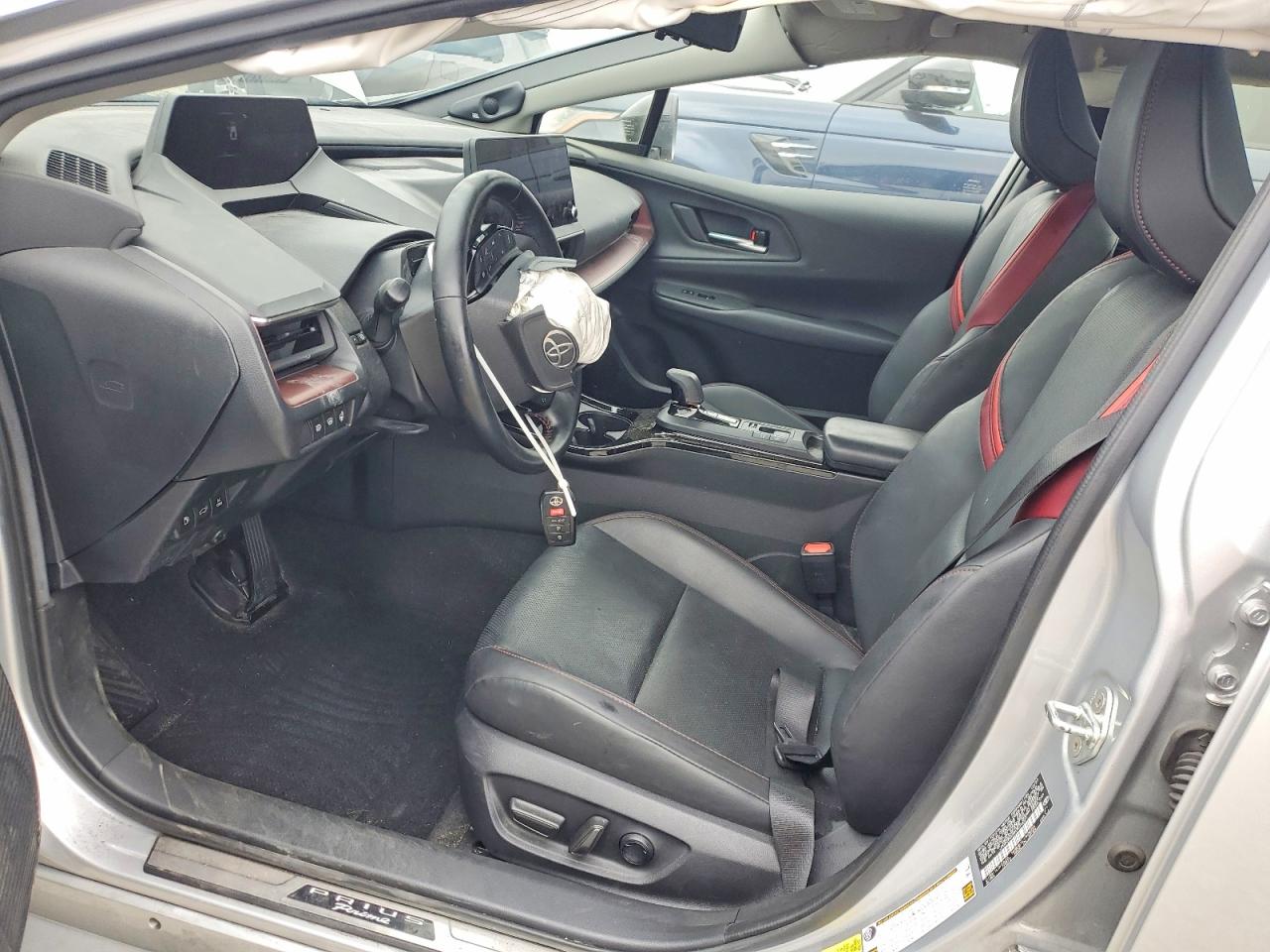 2024 TOYOTA PRIUS