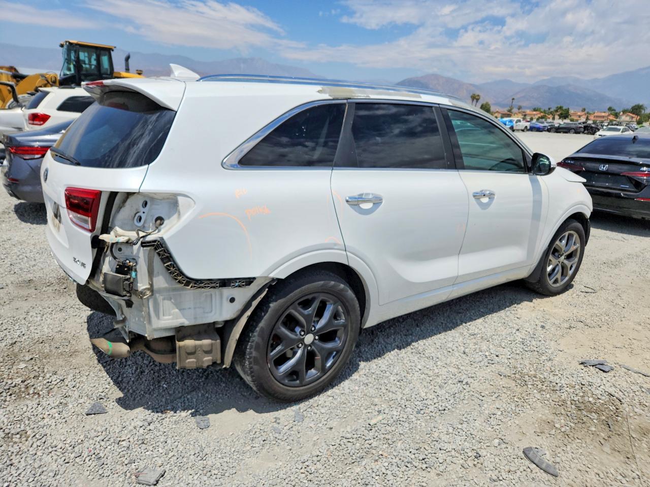 2016 KIA SORENTO