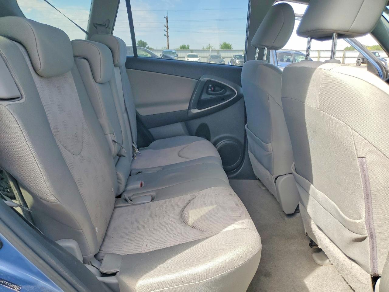 2011 TOYOTA RAV4