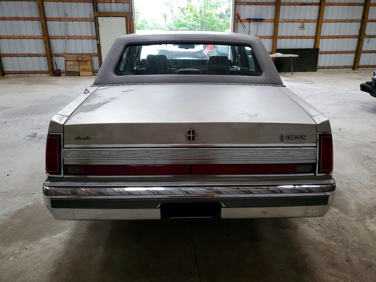 1989 LINCOLN TOWNCAR