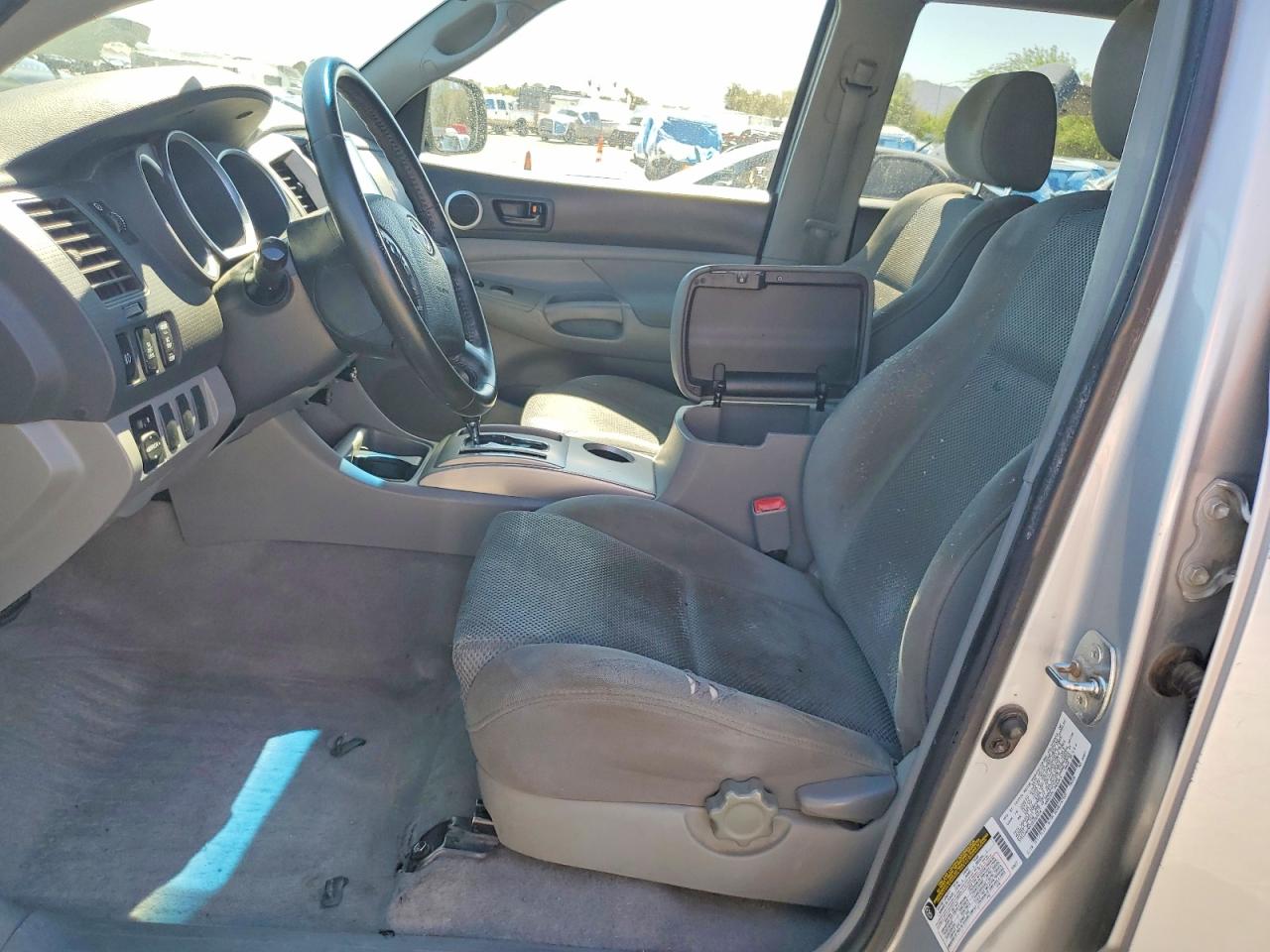 2005 TOYOTA TACOMA DOU