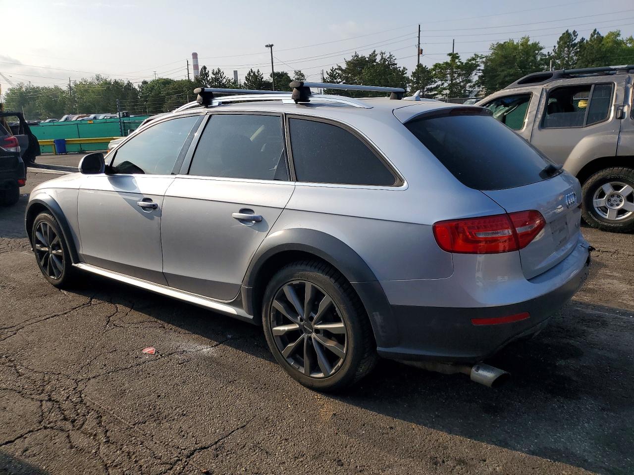 2016 AUDI A4