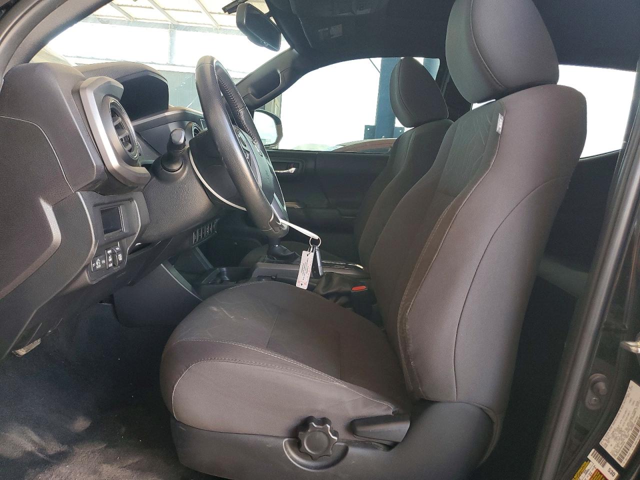2017 TOYOTA TACOMA
