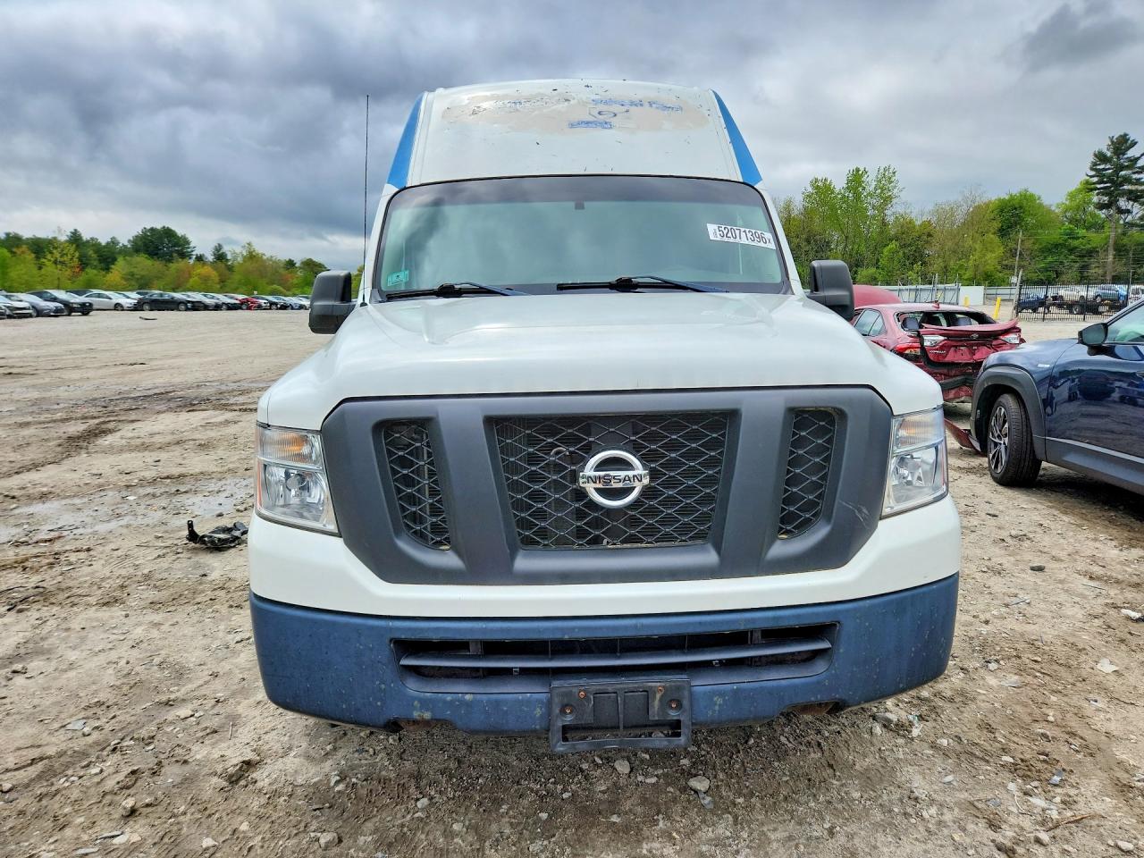 2014 NISSAN NV