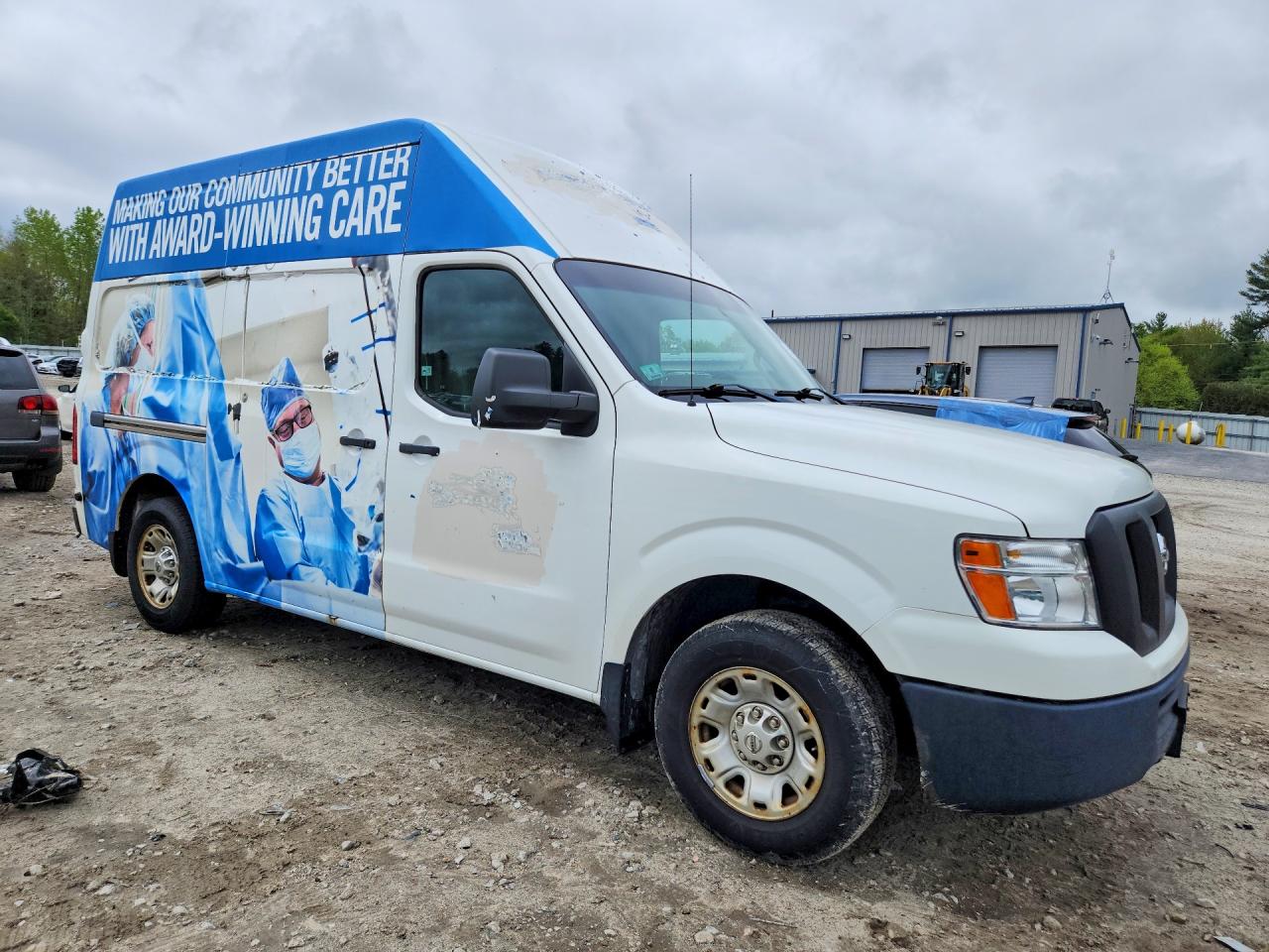 2014 NISSAN NV