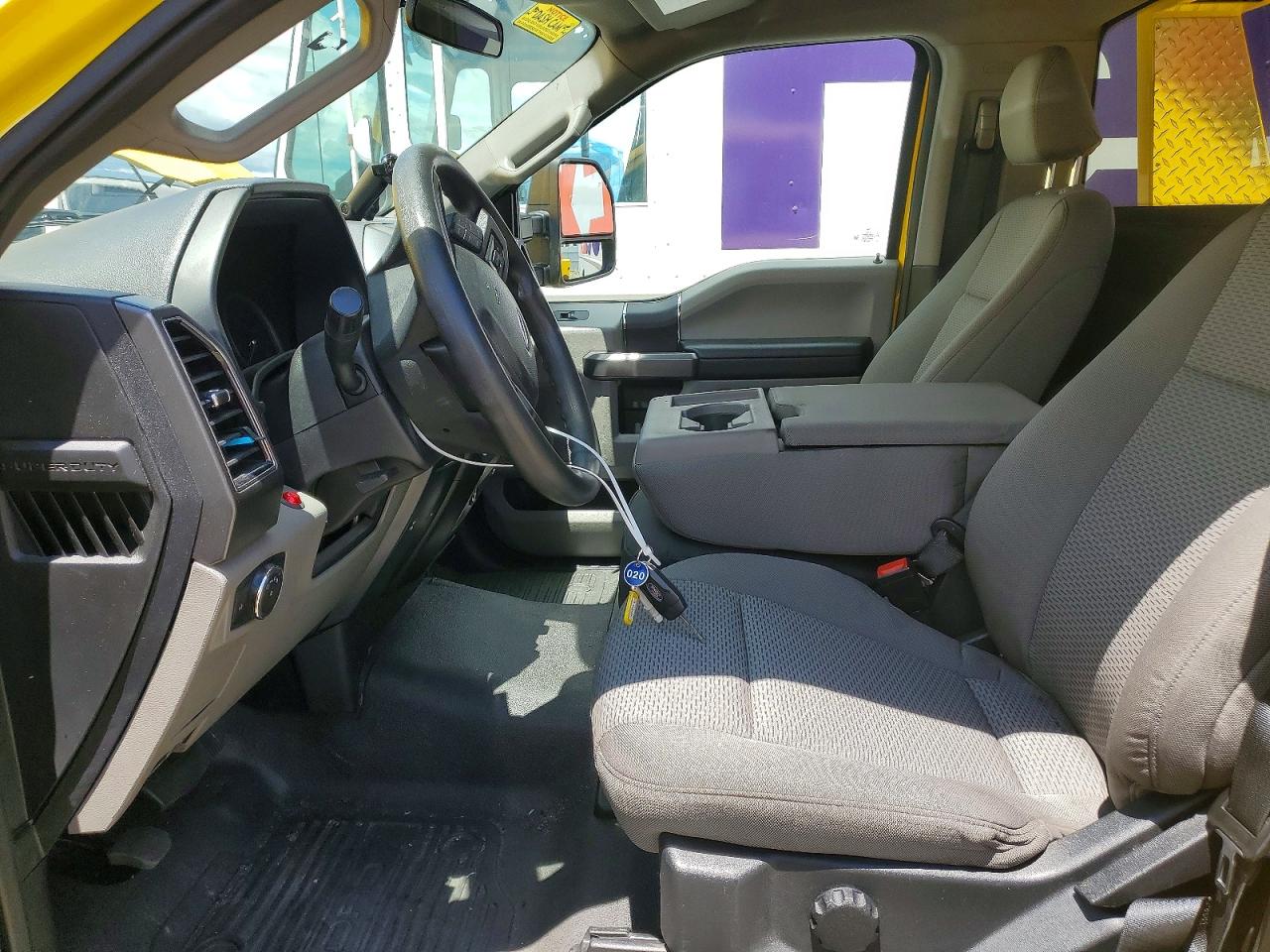 2021 FORD F550