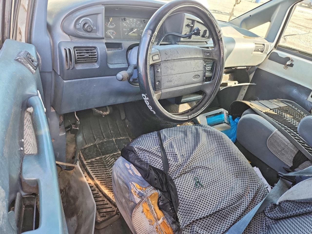 1996 FORD AEROSTAR