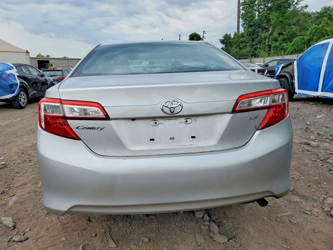2014 TOYOTA CAMRY