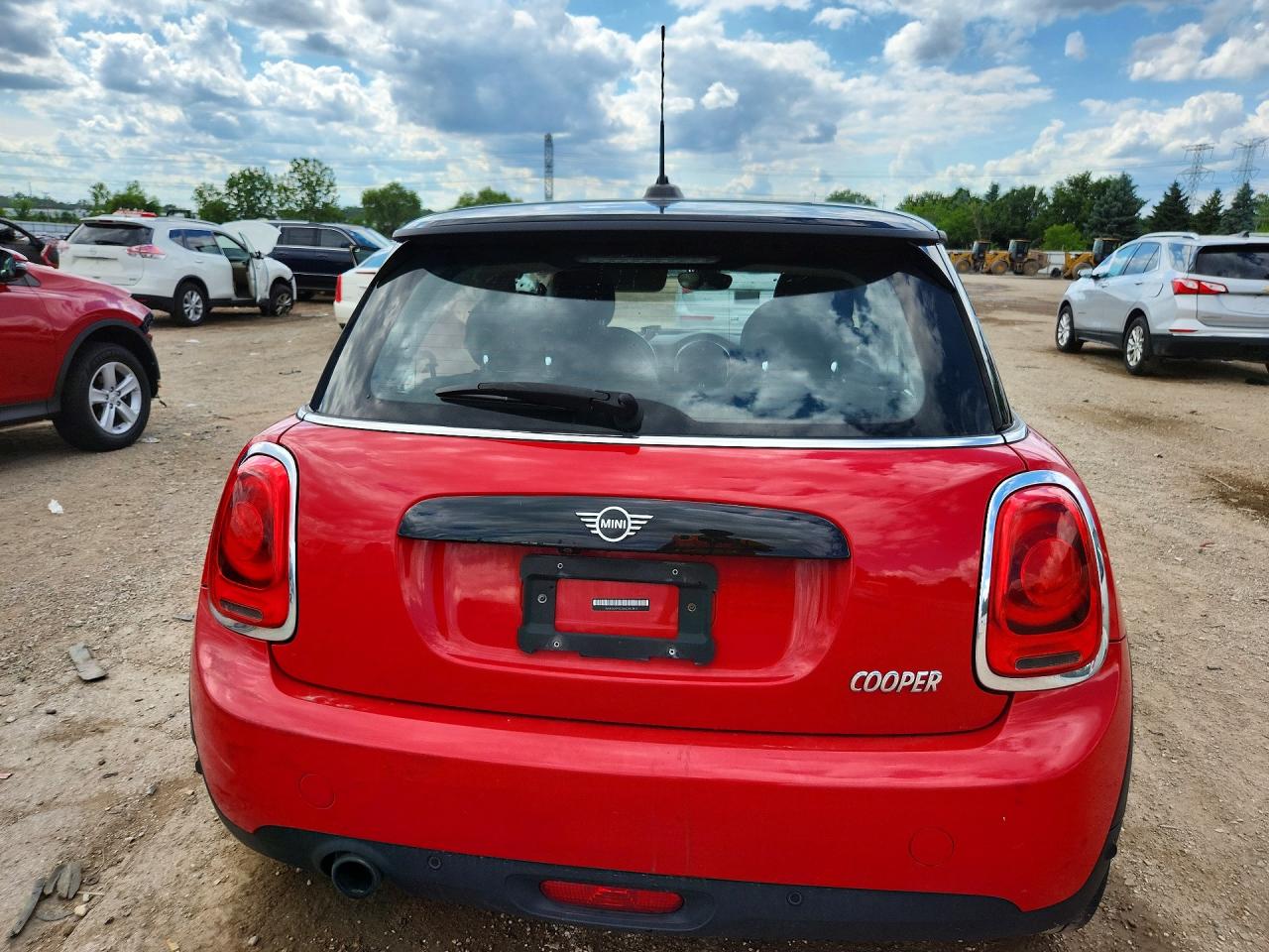 2019 MINI COOPER