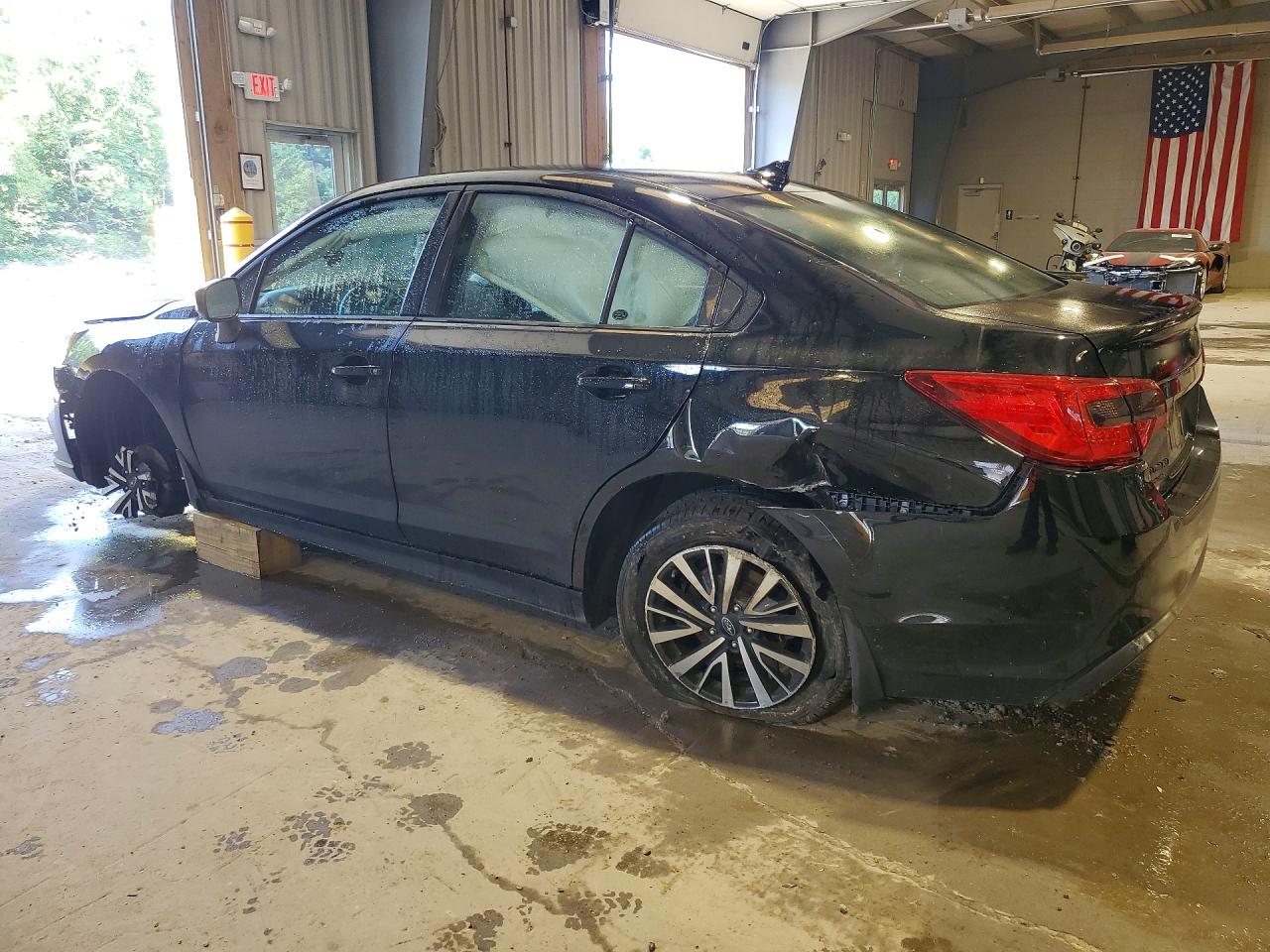 2018 SUBARU LEGACY