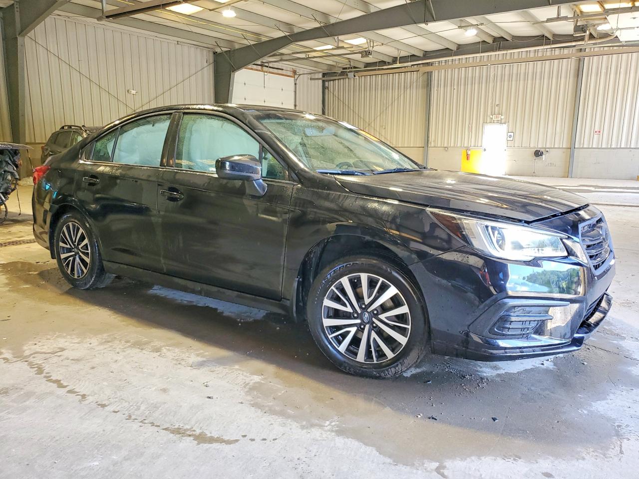 2018 SUBARU LEGACY