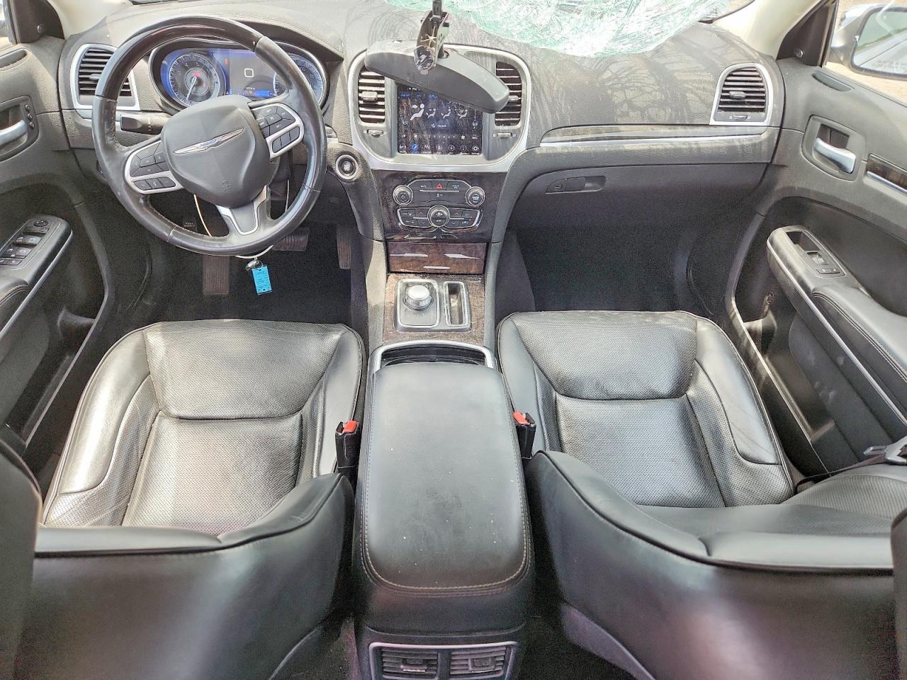 2020 CHRYSLER 300