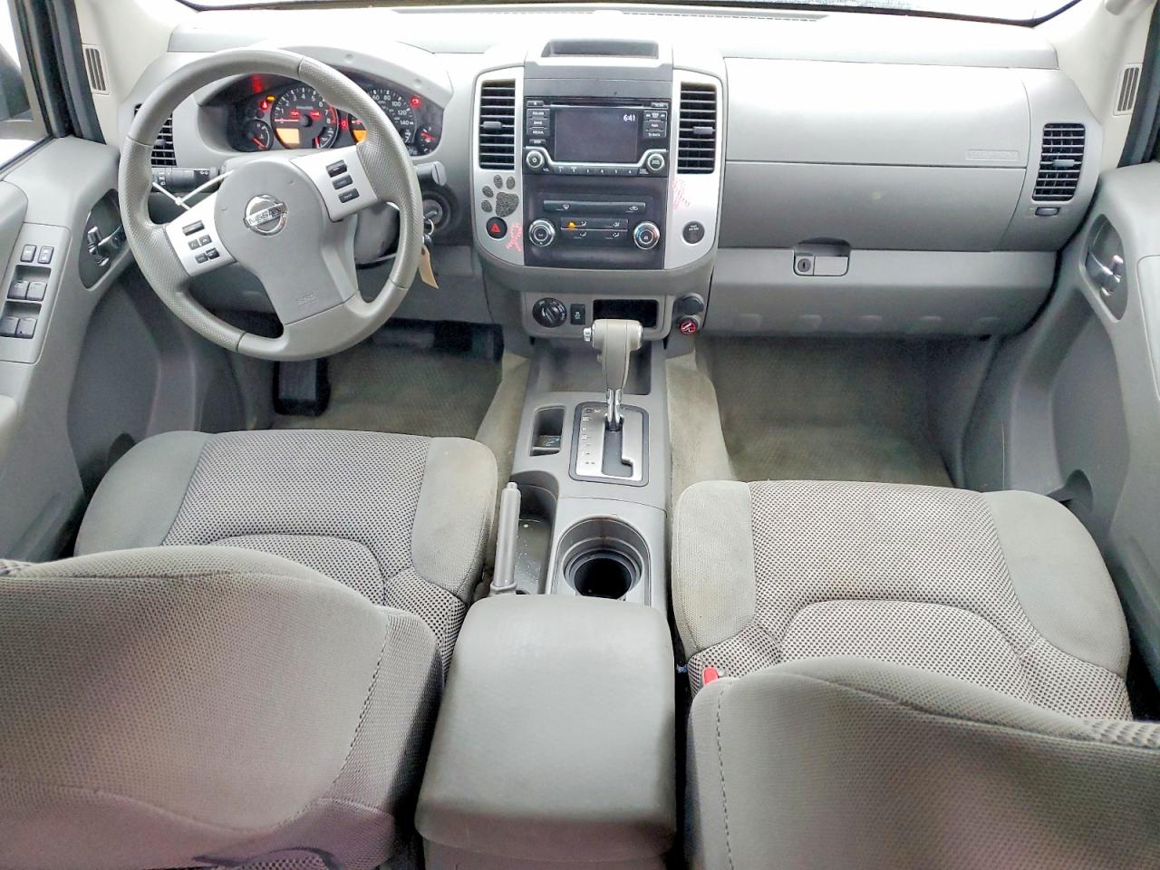 2016 NISSAN FRONTIER