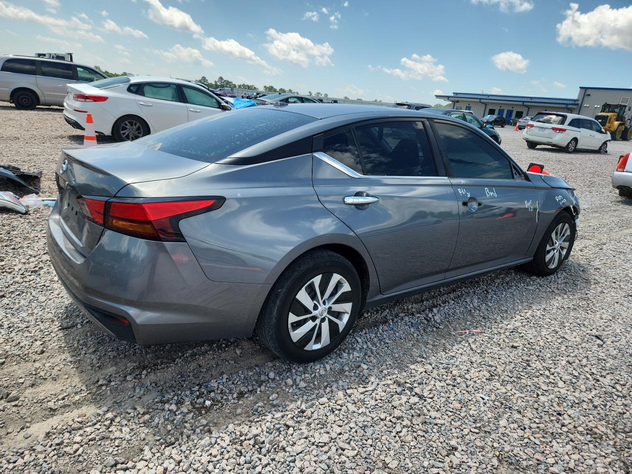 2020 NISSAN ALTIMA
