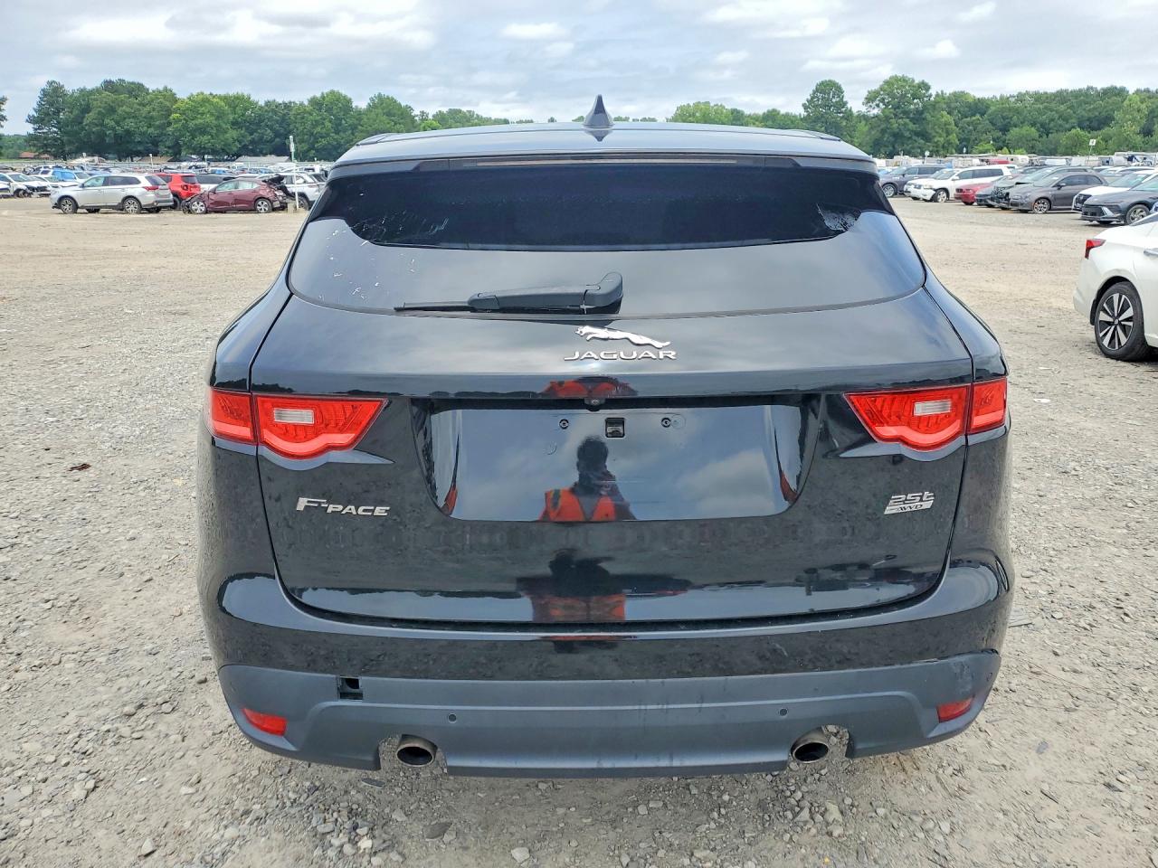 2018 JAGUAR F-PACE