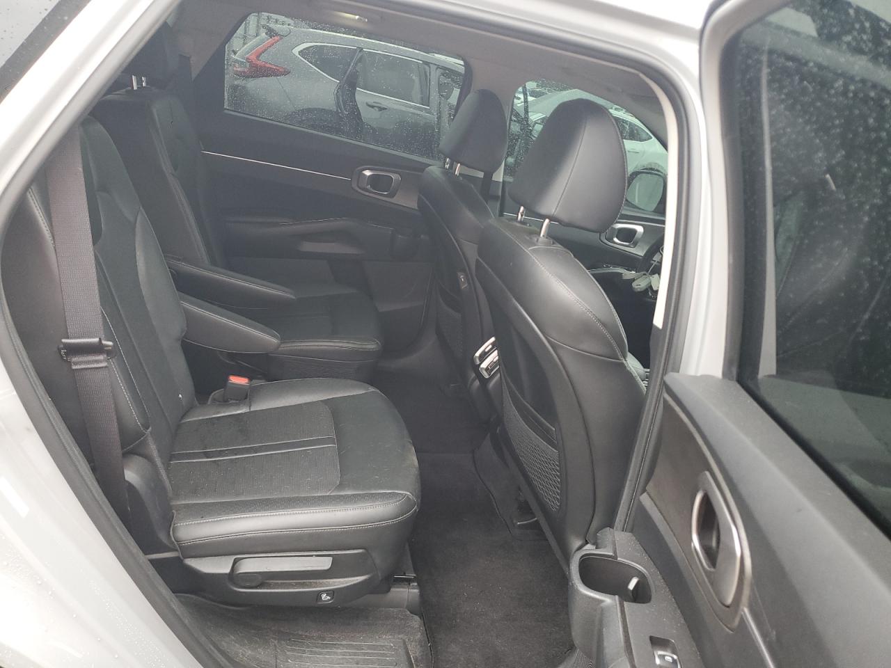 2024 KIA SORENTO