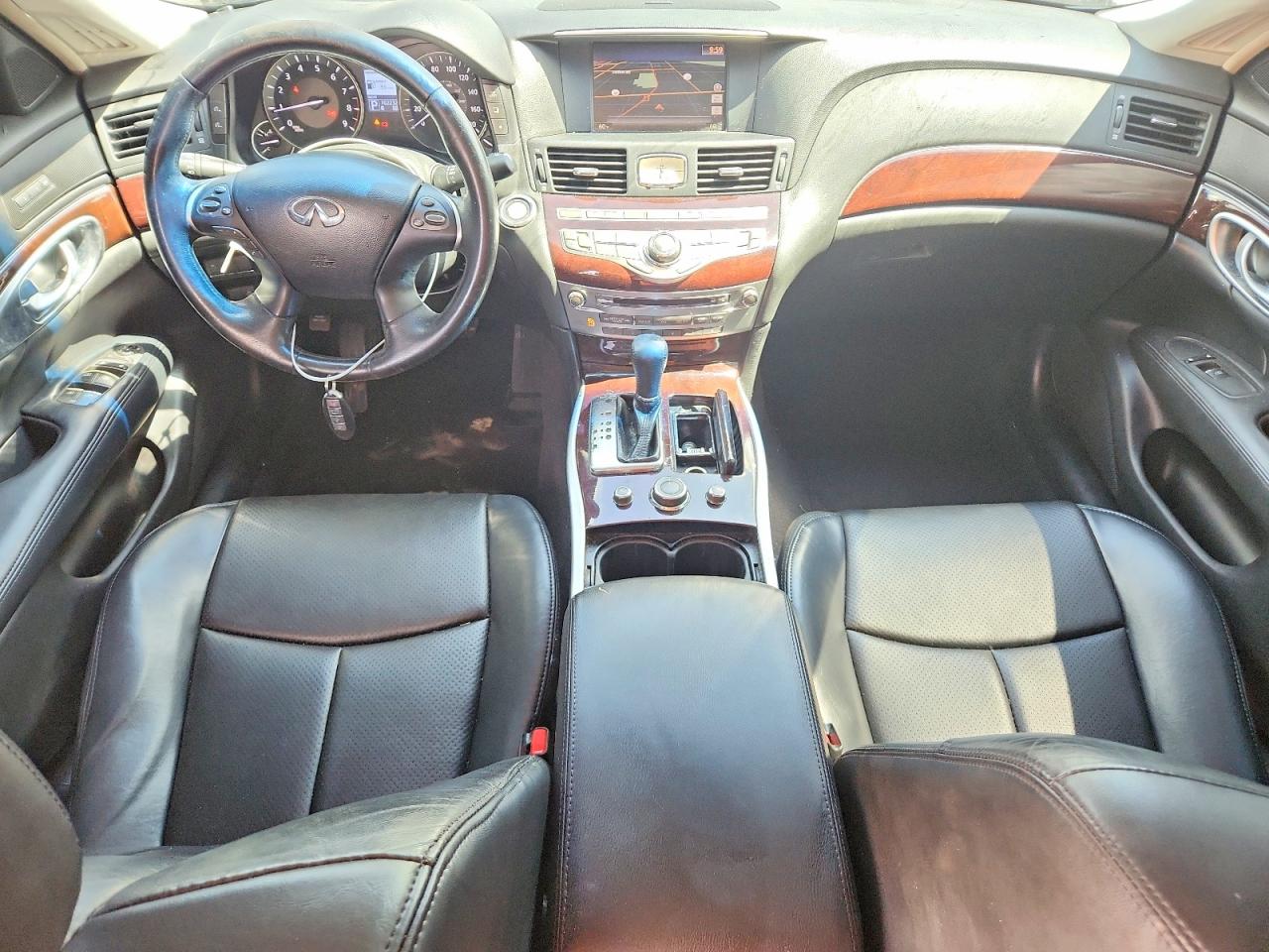 2012 INFINITI M37