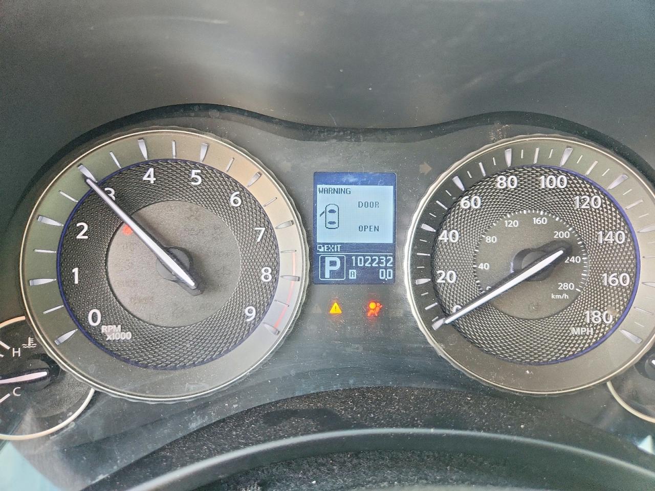 2012 INFINITI M37