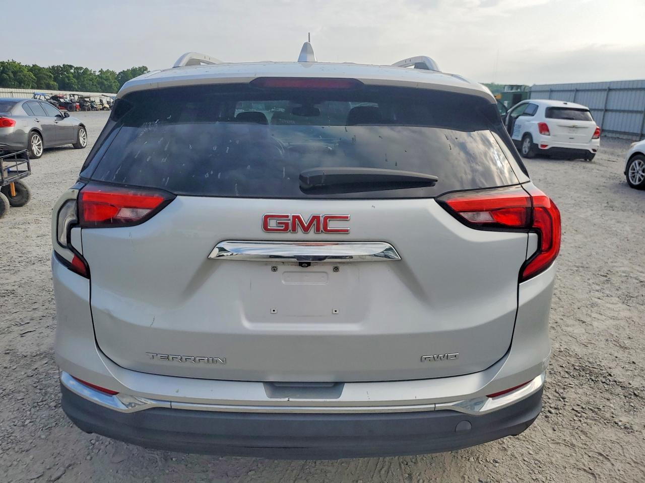 2021 GMC TERRAIN