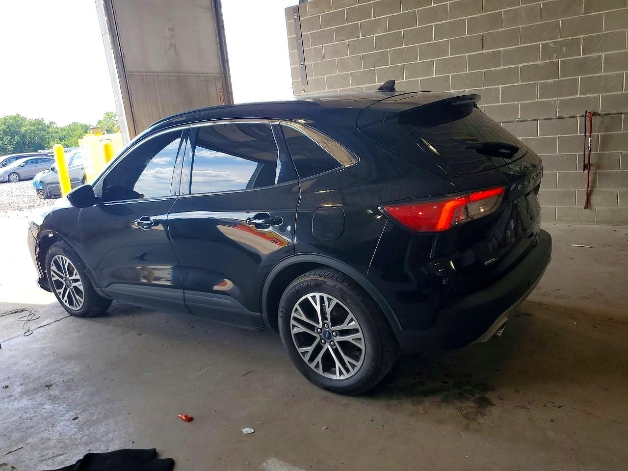 2021 FORD ESCAPE