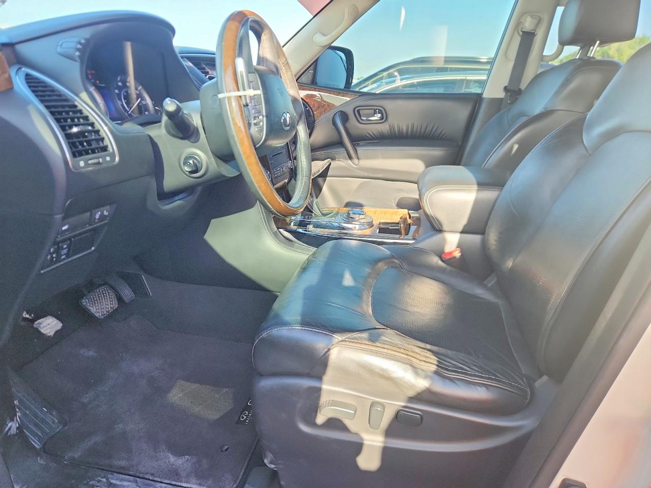 2016 INFINITI QX80