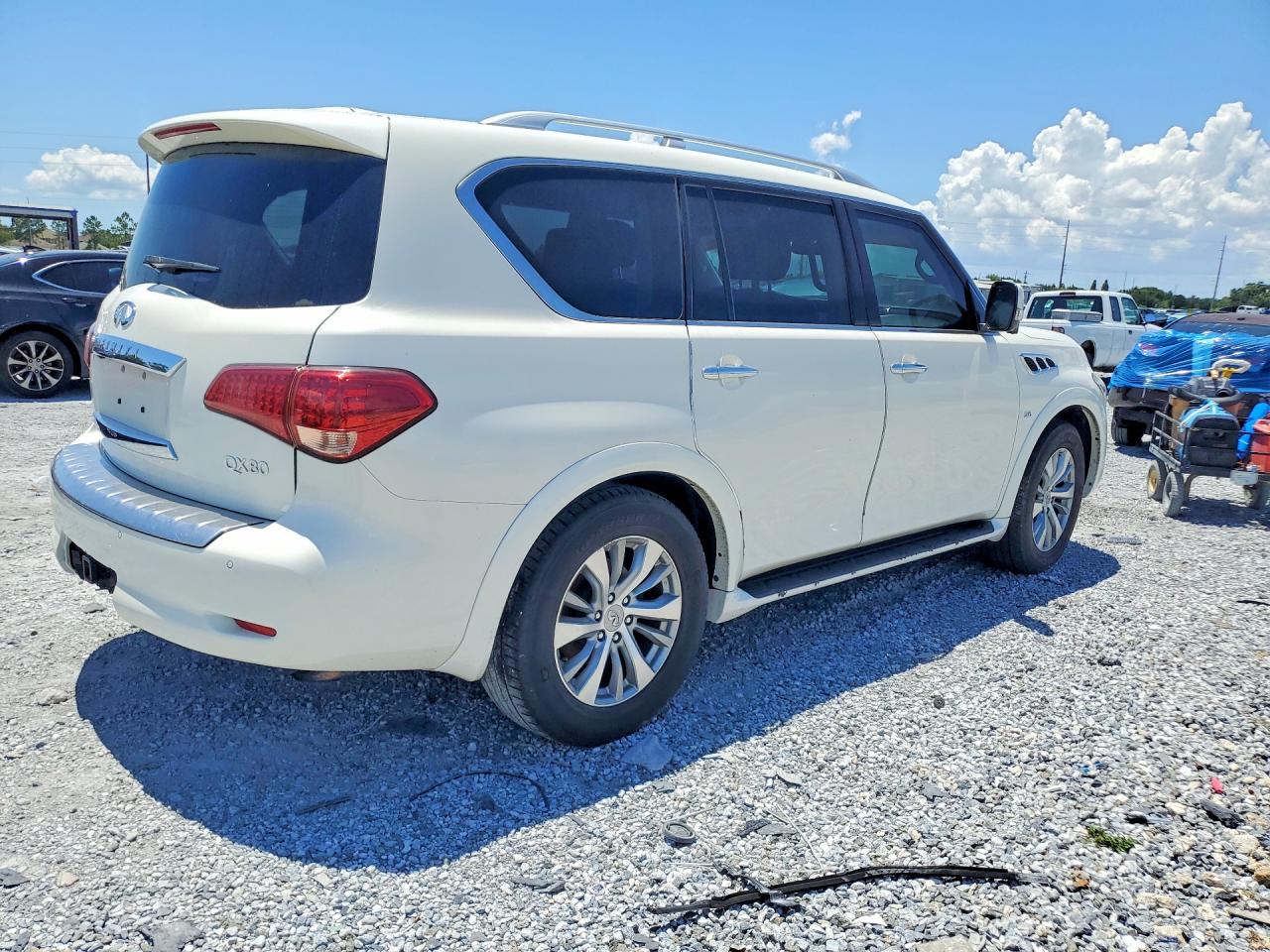 2016 INFINITI QX80