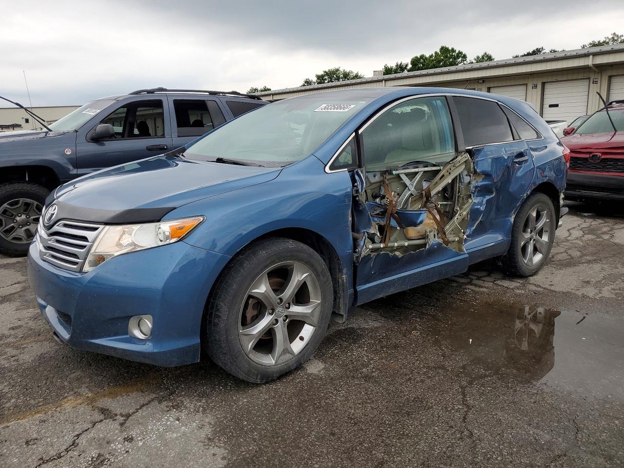 2010 TOYOTA VENZA