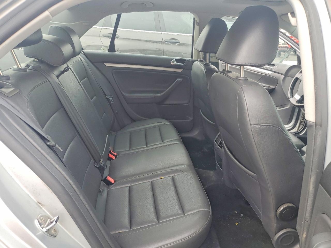 2009 VOLKSWAGEN JETTA