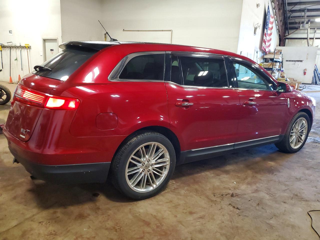 2015 LINCOLN MKT