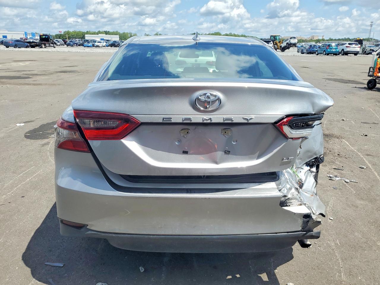 2023 TOYOTA CAMRY