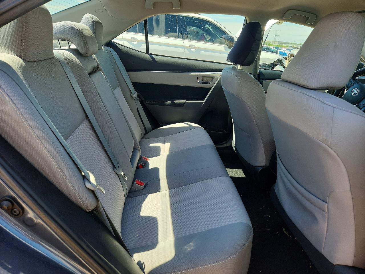 2015 TOYOTA COROLLA