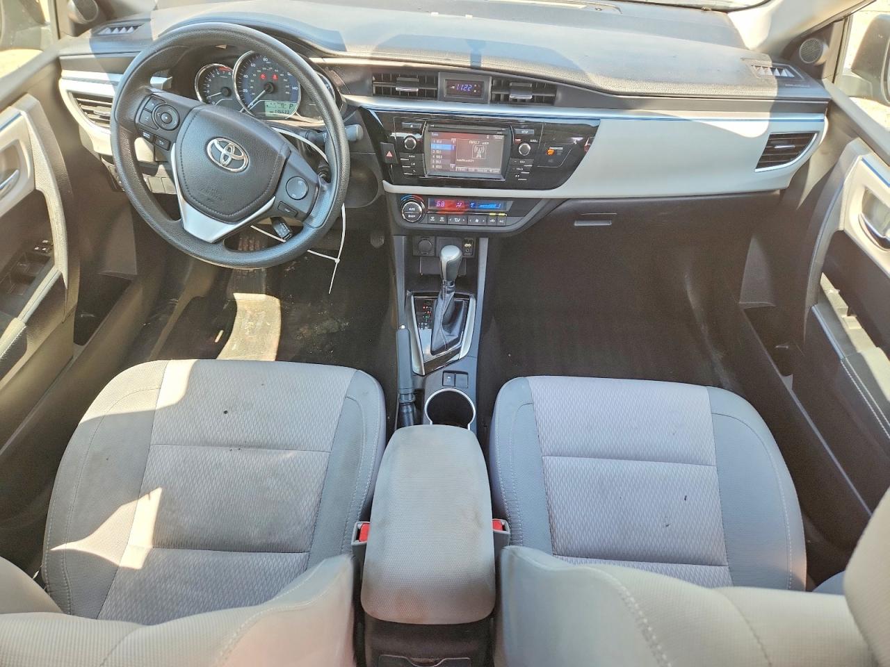 2015 TOYOTA COROLLA