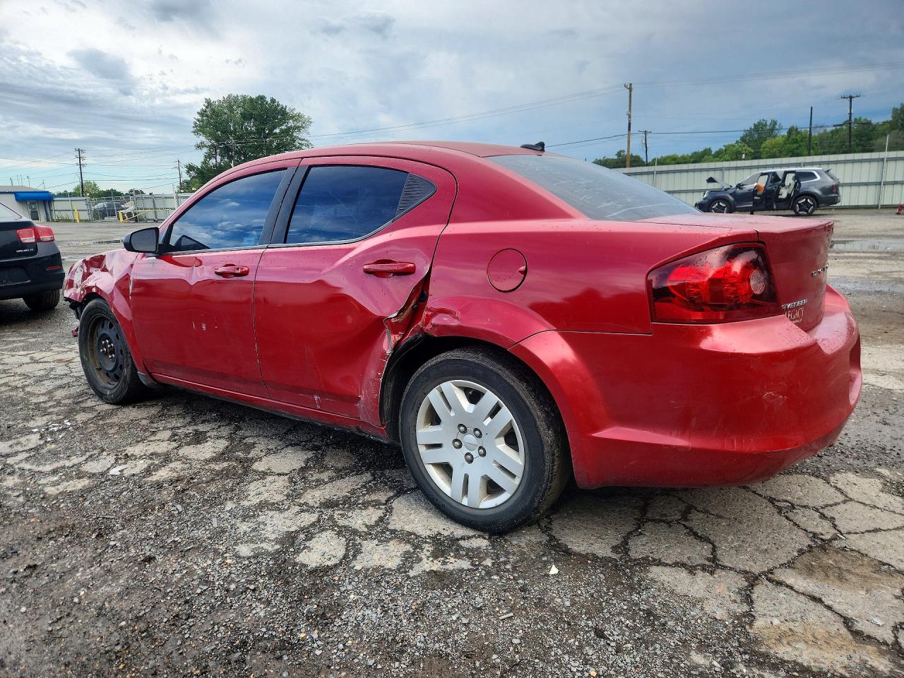 2013 DODGE AVENGER