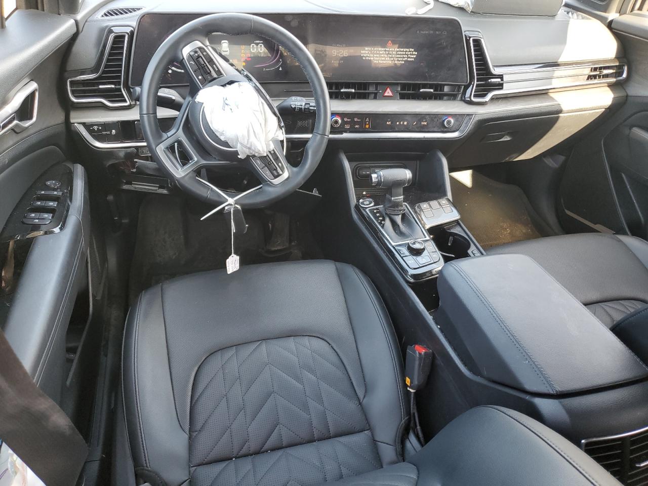 2025 KIA SPORTAGE X