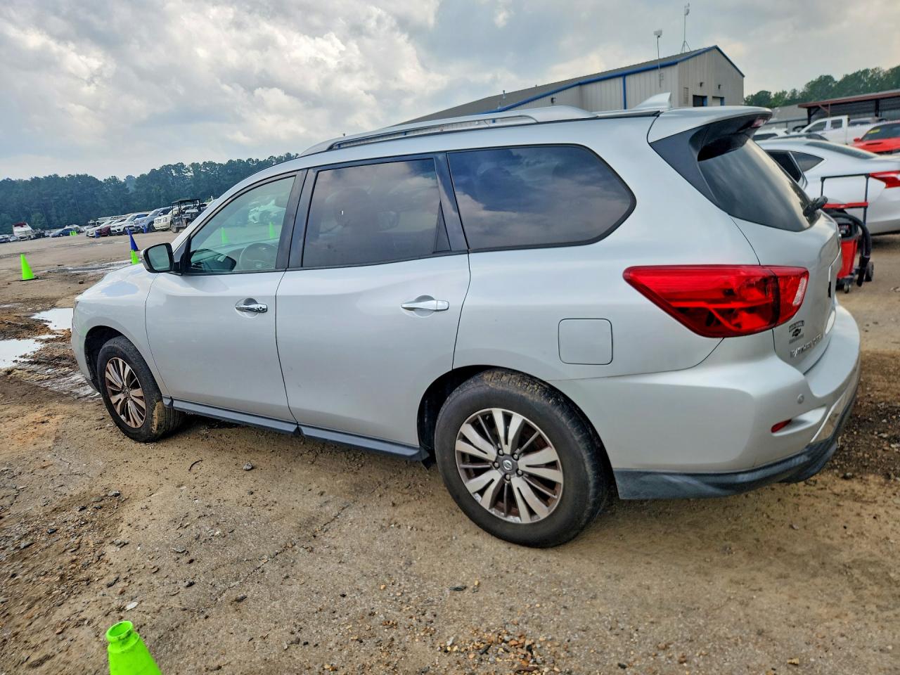 2020 NISSAN PATHFINDER