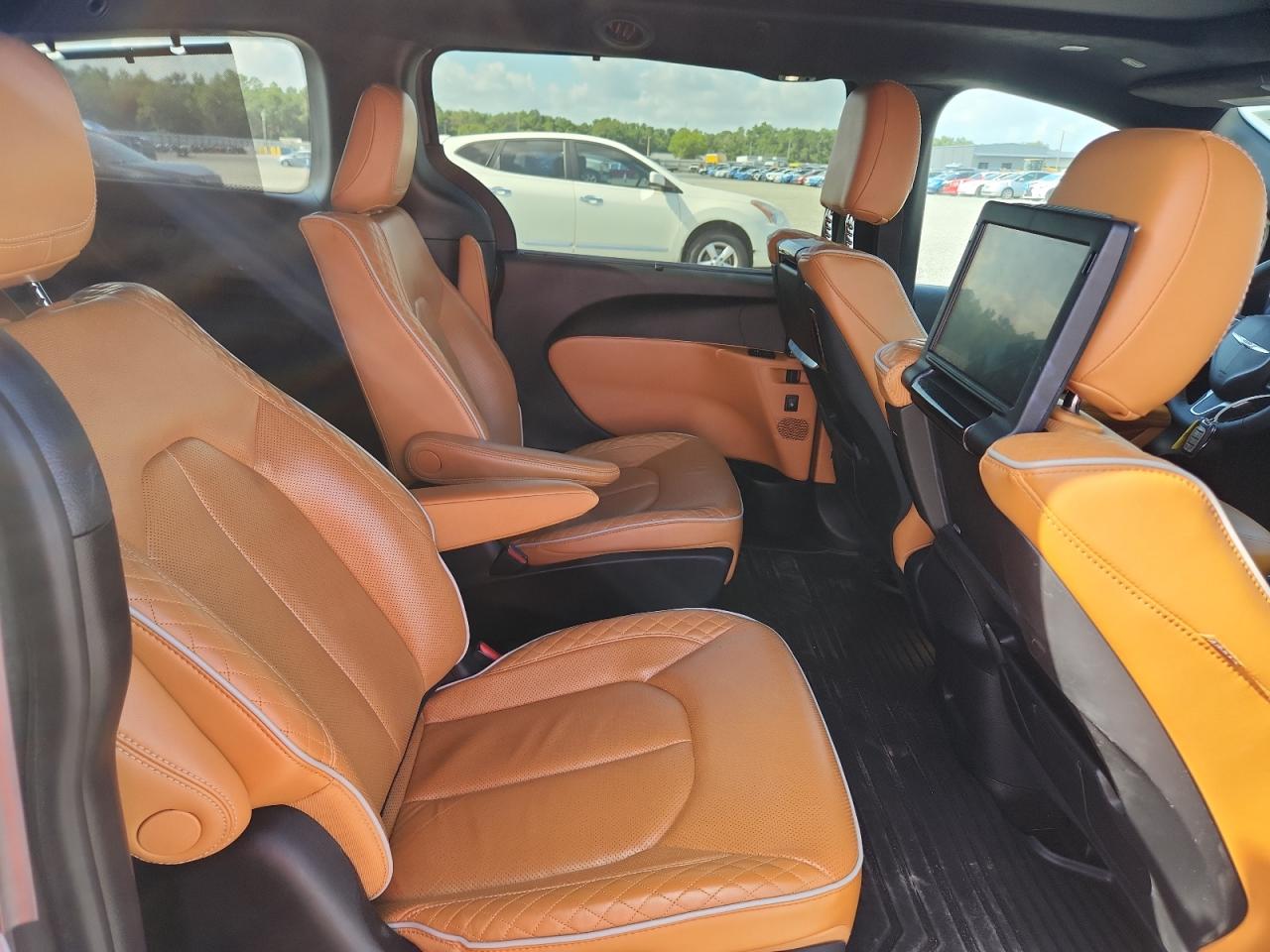 2022 CHRYSLER PACIFICA