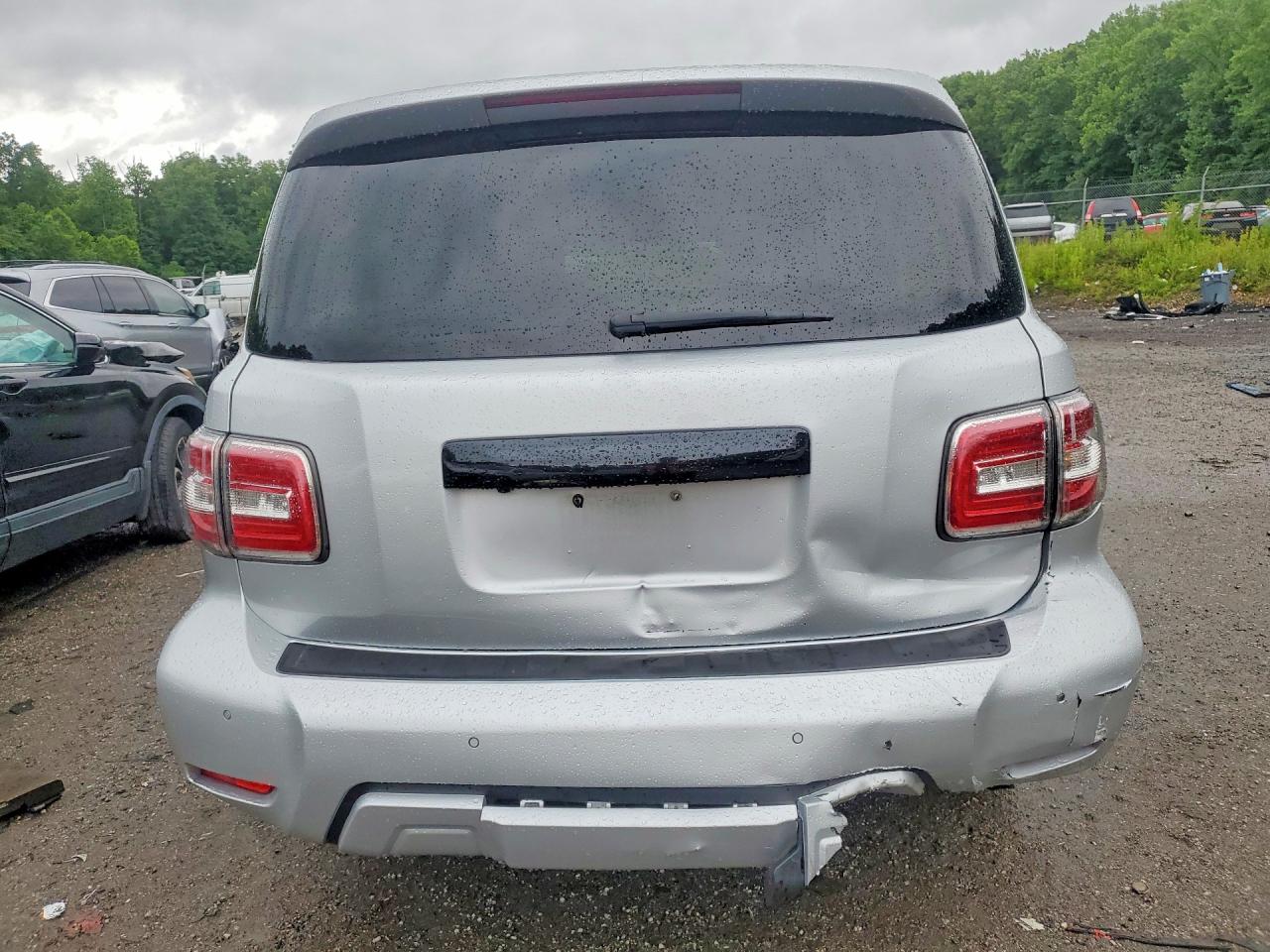 2017 NISSAN ARMADA