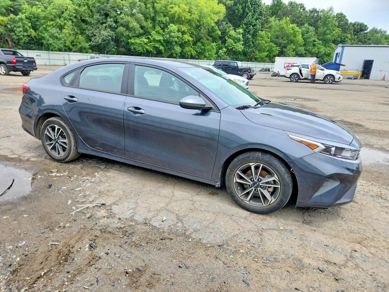 2023 KIA FORTE