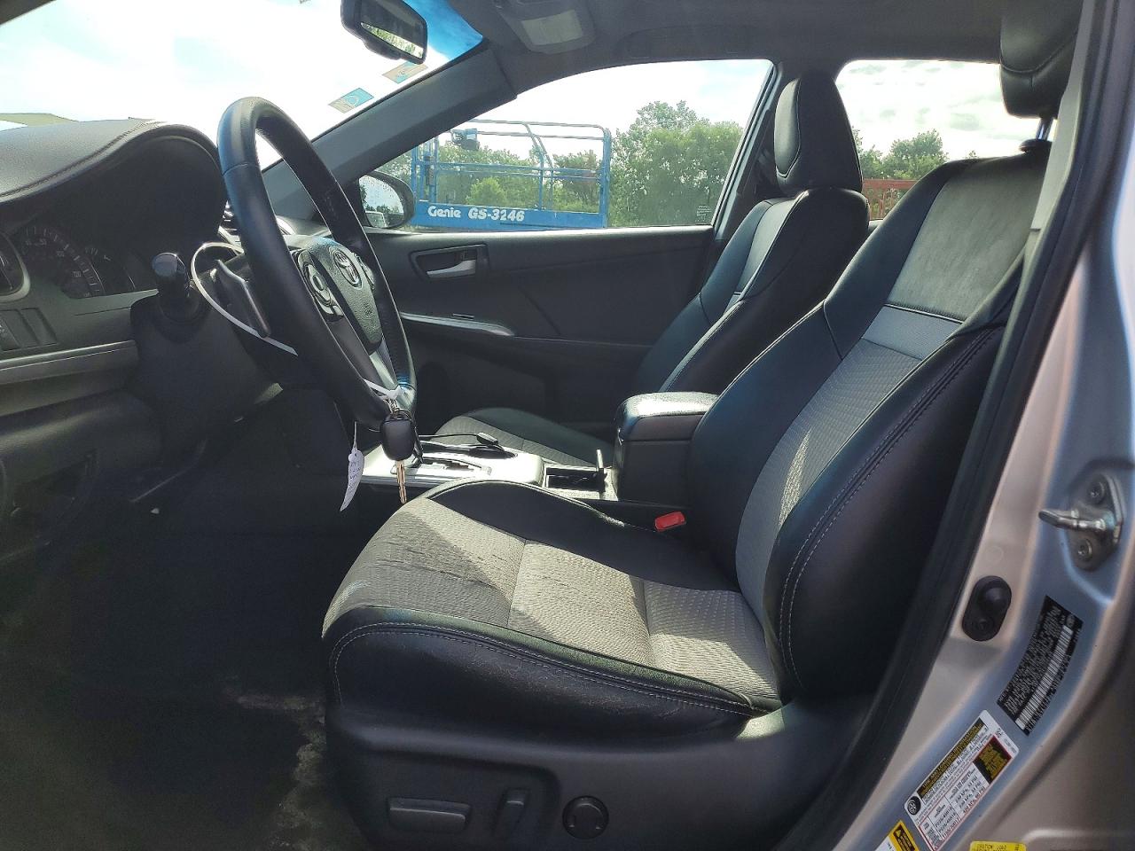 2014 TOYOTA CAMRY