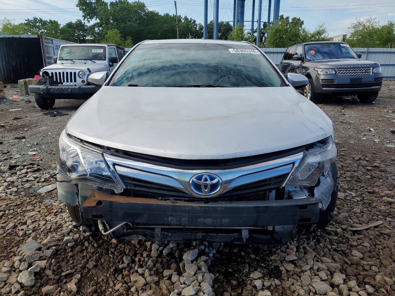 2014 TOYOTA CAMRY